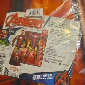 Marvel Avengers Red and Black Throw Blanket